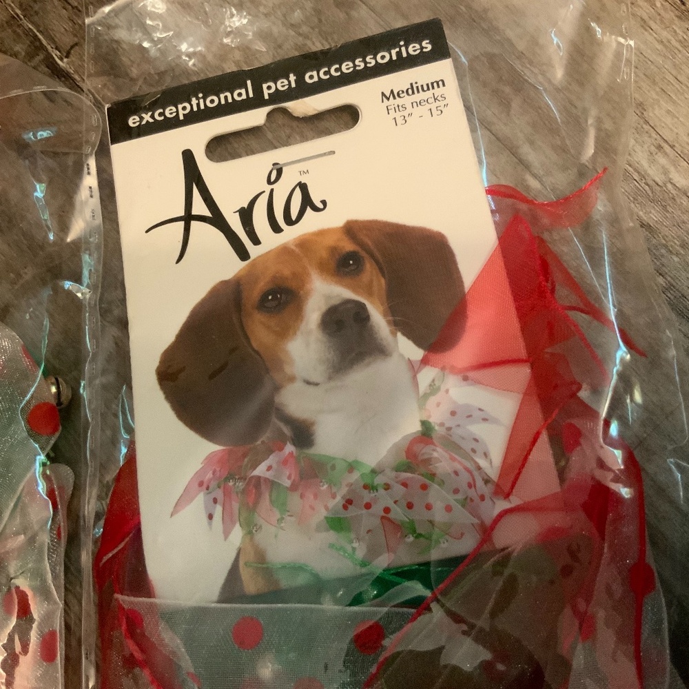 Aria Christmas Jingle-Bells Neck Scrunchy For Dogs (Med)